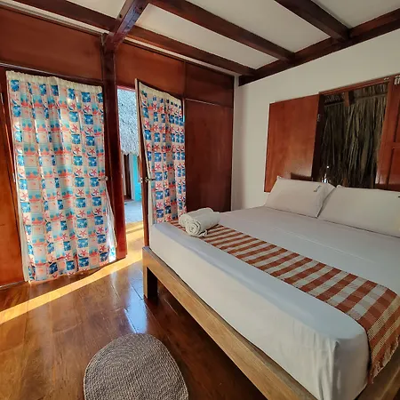Eco Erizos Hotel