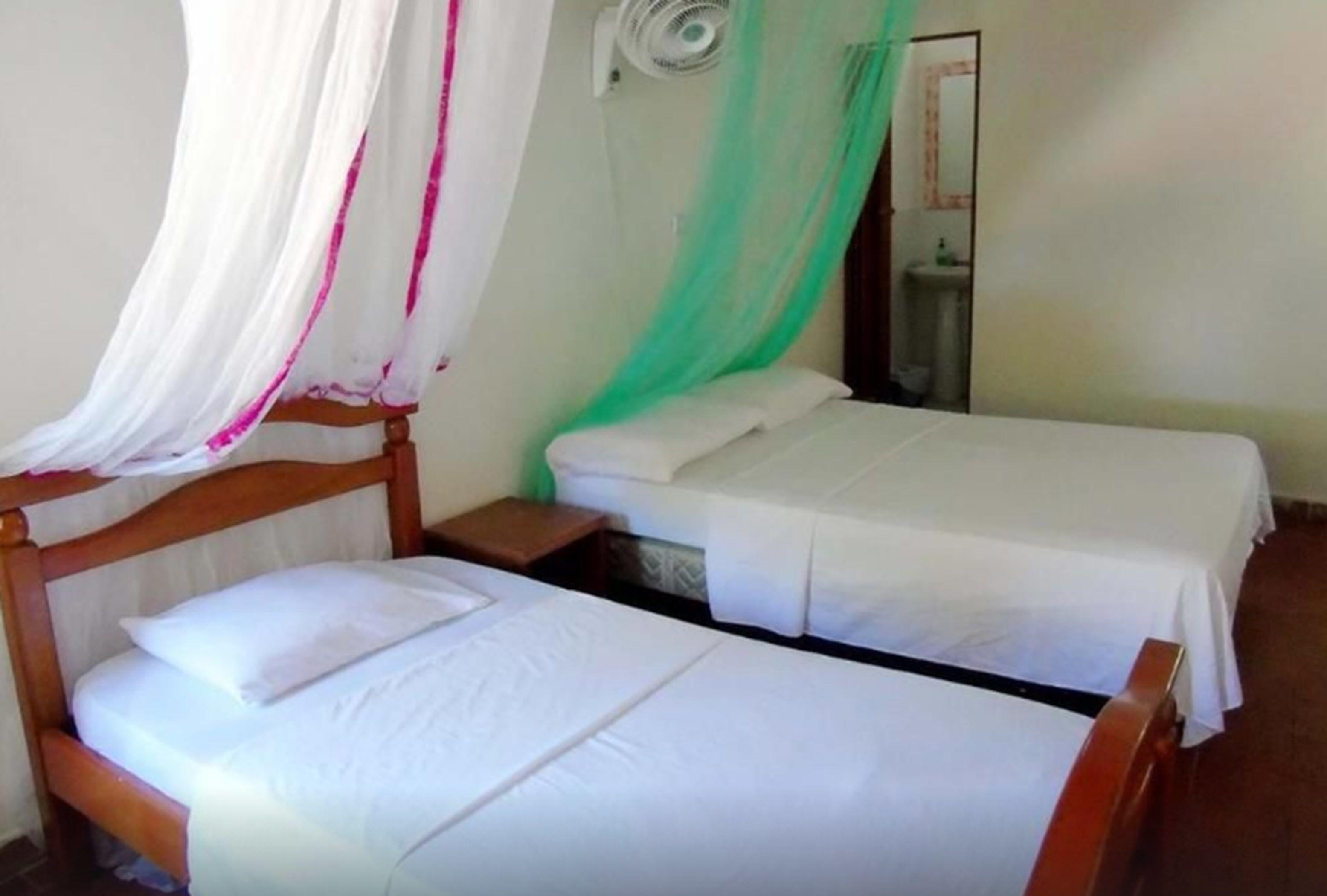 Eco Erizos Hotel 2*
